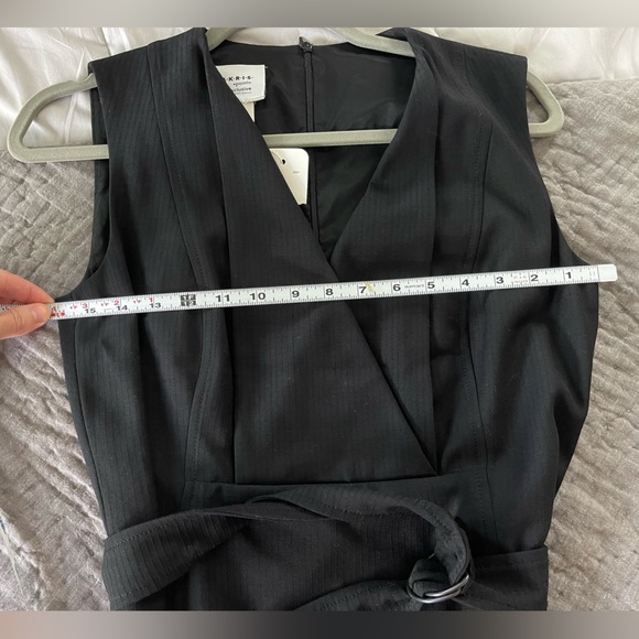 NWT AKRIS Punto black wool belted sleeveless faux wrap front dress size 8 - Picture 6 of 15